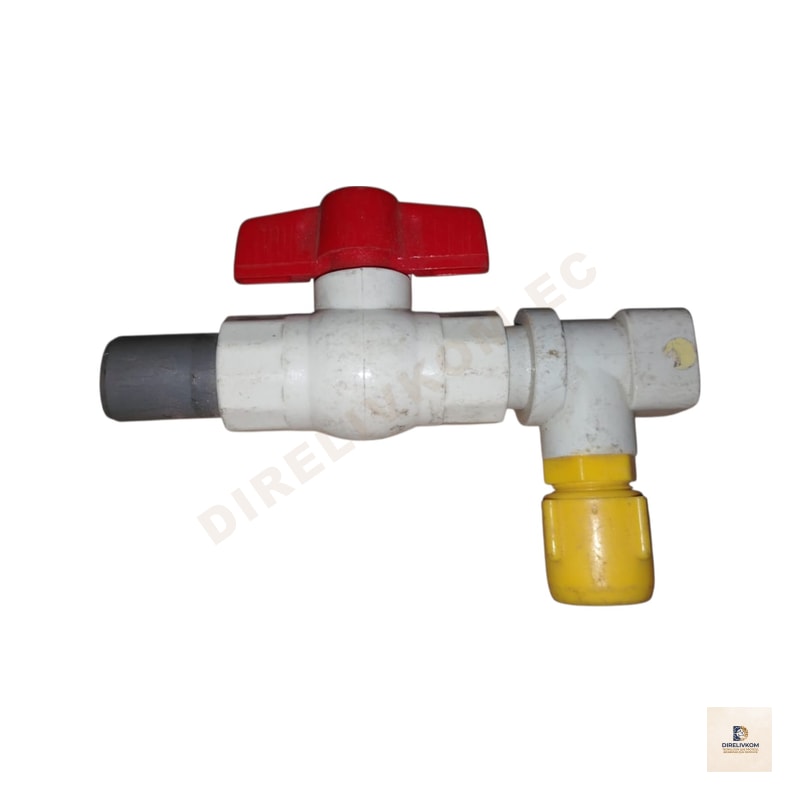 Conjunto de distribución de pvc con válvula de cierre y acopple rápido.